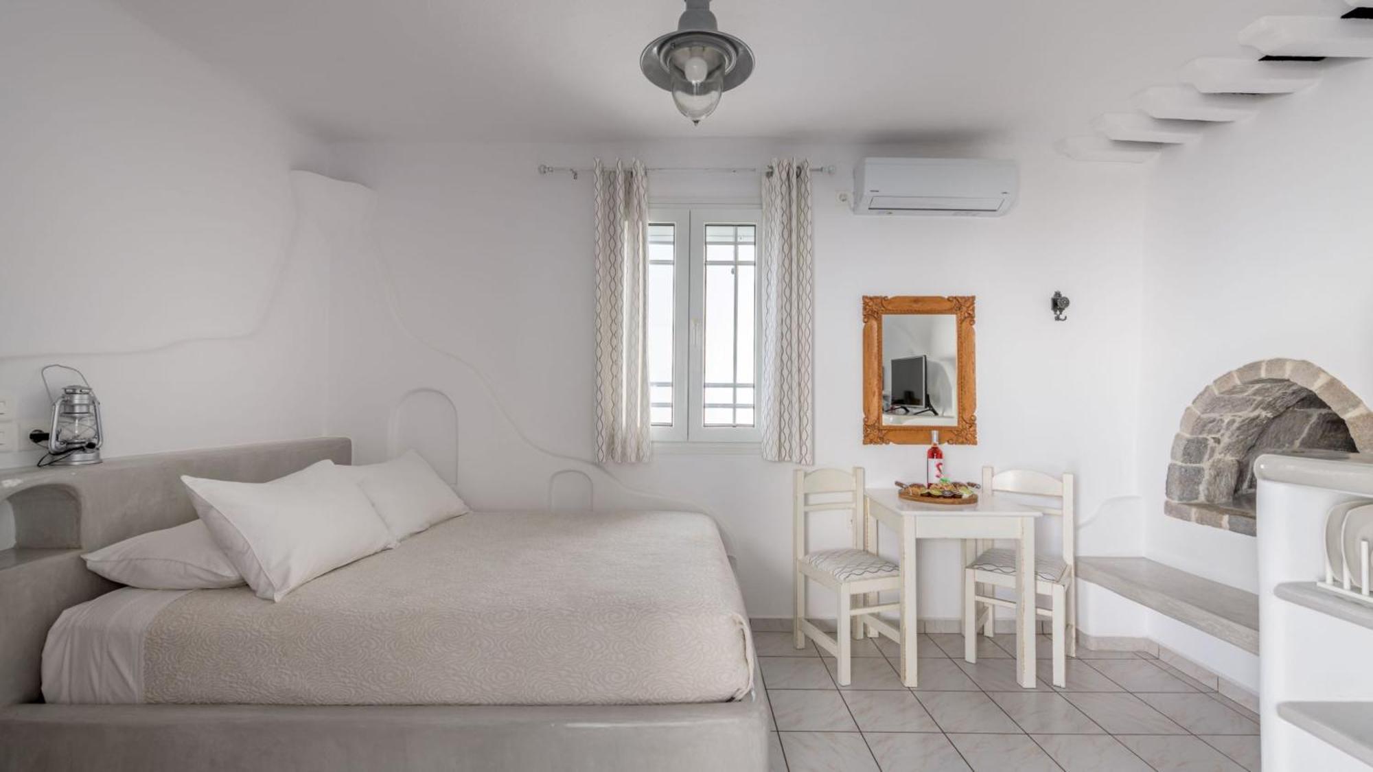 Floras Rooms Pollonia Exterior foto